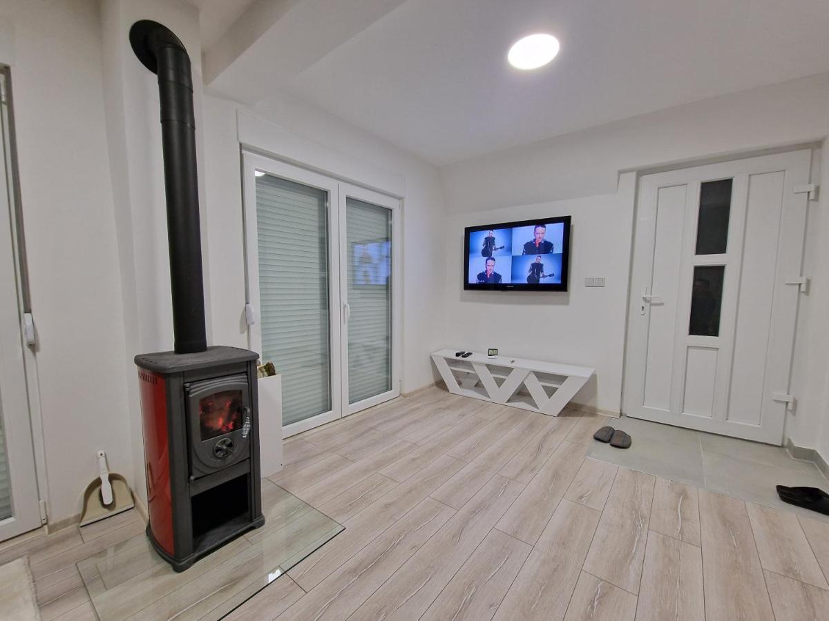 Weekend House Nest بيلاسنيكا المظهر الخارجي الصورة